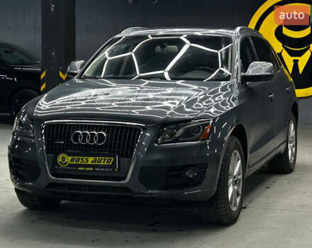 Серый Ауди Ку 5, объемом двигателя 1.98 л и пробегом 200 тыс. км за 12400 $, фото 2 на Automoto.ua