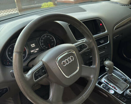 Серый Ауди Ку 5, объемом двигателя 1.98 л и пробегом 288 тыс. км за 13700 $, фото 7 на Automoto.ua