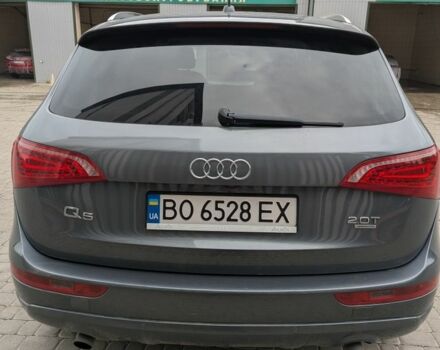 Серый Ауди Ку 5, объемом двигателя 2 л и пробегом 204 тыс. км за 10500 $, фото 4 на Automoto.ua