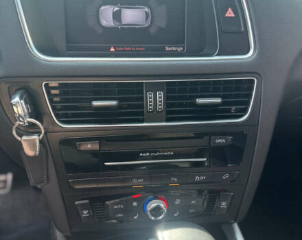 Серый Ауди Ку 5, объемом двигателя 1.97 л и пробегом 185 тыс. км за 17350 $, фото 25 на Automoto.ua