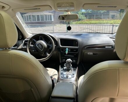 Сірий Ауді Ку 5, об'ємом двигуна 2 л та пробігом 180 тис. км за 14000 $, фото 15 на Automoto.ua