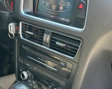 Серый Ауди Ку 5, объемом двигателя 2 л и пробегом 203 тыс. км за 12900 $, фото 16 на Automoto.ua