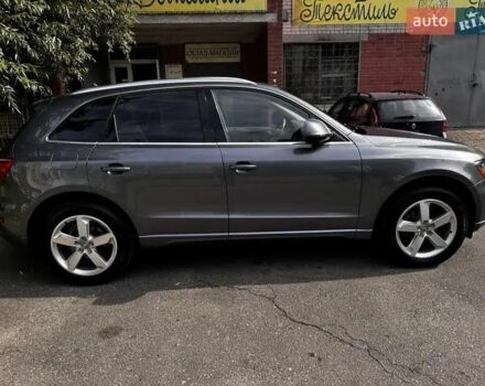 Серый Ауди Ку 5, объемом двигателя 2 л и пробегом 249 тыс. км за 12500 $, фото 6 на Automoto.ua