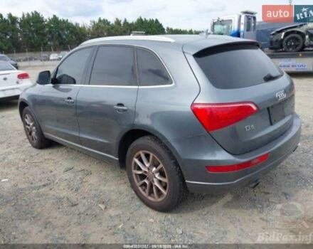 Серый Ауди Ку 5, объемом двигателя 2 л и пробегом 200 тыс. км за 7200 $, фото 2 на Automoto.ua