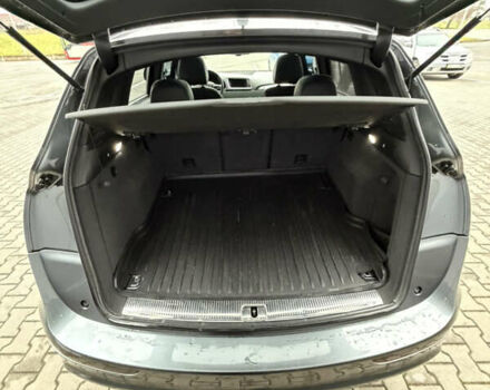 Серый Ауди Ку 5, объемом двигателя 3.2 л и пробегом 240 тыс. км за 11500 $, фото 36 на Automoto.ua