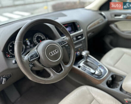 Серый Ауди Ку 5, объемом двигателя 1.97 л и пробегом 233 тыс. км за 16999 $, фото 11 на Automoto.ua