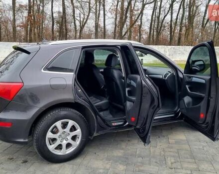 Серый Ауди Ку 5, объемом двигателя 1.97 л и пробегом 206 тыс. км за 15999 $, фото 26 на Automoto.ua