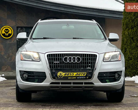 Серый Ауди Ку 5, объемом двигателя 2 л и пробегом 227 тыс. км за 16200 $, фото 1 на Automoto.ua