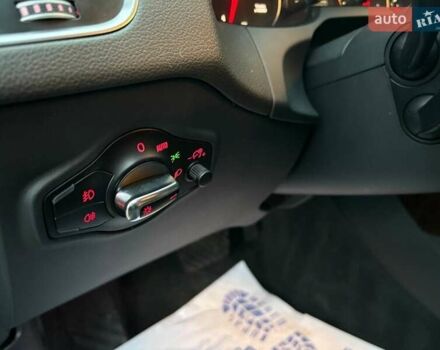 Серый Ауди Ку 5, объемом двигателя 1.98 л и пробегом 206 тыс. км за 14500 $, фото 12 на Automoto.ua