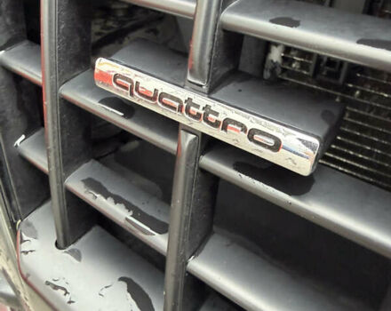 Серый Ауди Ку 5, объемом двигателя 3.2 л и пробегом 240 тыс. км за 11500 $, фото 25 на Automoto.ua