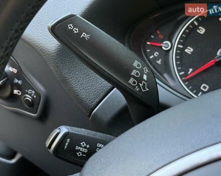 Сірий Ауді Ку 5, об'ємом двигуна 2 л та пробігом 220 тис. км за 13950 $, фото 75 на Automoto.ua