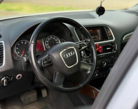 Серый Ауди Ку 5, объемом двигателя 2 л и пробегом 230 тыс. км за 12873 $, фото 1 на Automoto.ua