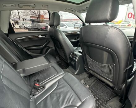 Серый Ауди Ку 5, объемом двигателя 2 л и пробегом 203 тыс. км за 12900 $, фото 6 на Automoto.ua