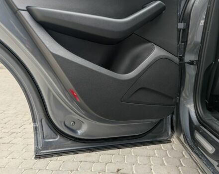 Серый Ауди Ку 5, объемом двигателя 2 л и пробегом 204 тыс. км за 10500 $, фото 8 на Automoto.ua