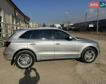 Серый Ауди Ку 5, объемом двигателя 2 л и пробегом 286 тыс. км за 12500 $, фото 4 на Automoto.ua