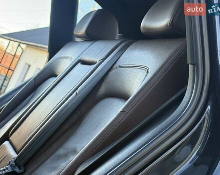 Сірий Ауді Ку 5, об'ємом двигуна 2 л та пробігом 220 тис. км за 12750 $, фото 47 на Automoto.ua