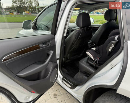 Ауди Ку 5 2012 в Харькове на Automoto.ua Серый Ауди Ку 5, объемом двигателя 1.98 л и пробегом 182 тыс. км за 15999 $, фото 22 на Automoto.ua