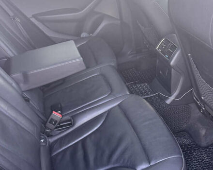 Серый Ауди Ку 5, объемом двигателя 1.98 л и пробегом 225 тыс. км за 12800 $, фото 2 на Automoto.ua