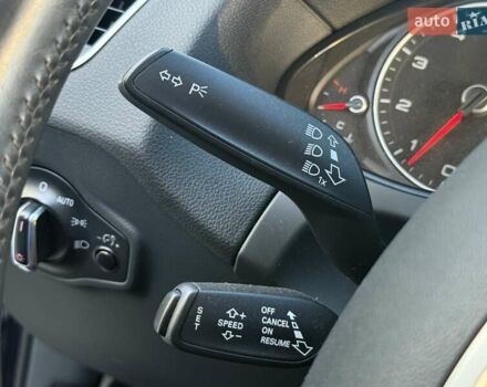 Сірий Ауді Ку 5, об'ємом двигуна 2 л та пробігом 220 тис. км за 12750 $, фото 67 на Automoto.ua