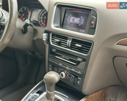 Серый Ауди Ку 5, объемом двигателя 1.97 л и пробегом 233 тыс. км за 16999 $, фото 22 на Automoto.ua