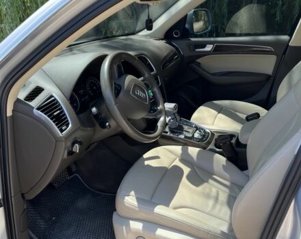Сірий Ауді Ку 5, об'ємом двигуна 2 л та пробігом 180 тис. км за 14000 $, фото 19 на Automoto.ua