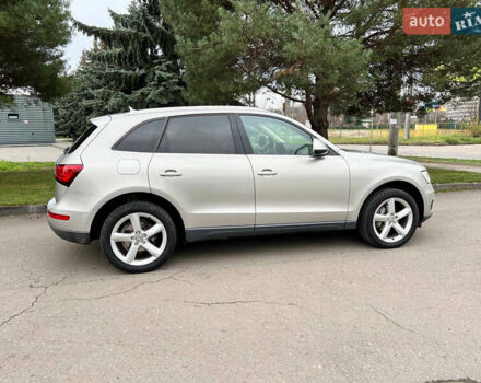 Серый Ауди Ку 5, объемом двигателя 1.97 л и пробегом 233 тыс. км за 16999 $, фото 4 на Automoto.ua