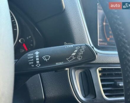 Сірий Ауді Ку 5, об'ємом двигуна 2 л та пробігом 220 тис. км за 12750 $, фото 66 на Automoto.ua