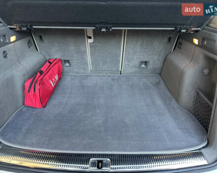 Сірий Ауді Ку 5, об'ємом двигуна 2 л та пробігом 205 тис. км за 14500 $, фото 6 на Automoto.ua