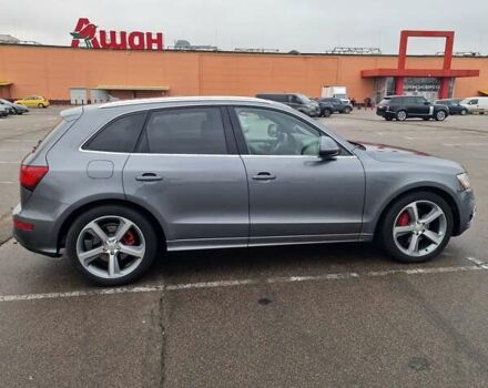 Серый Ауди Ку 5, объемом двигателя 3 л и пробегом 208 тыс. км за 18000 $, фото 4 на Automoto.ua