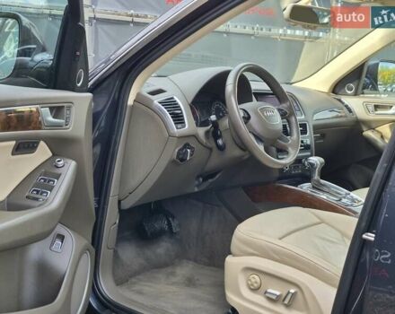 Сірий Ауді Ку 5, об'ємом двигуна 2 л та пробігом 190 тис. км за 14999 $, фото 4 на Automoto.ua