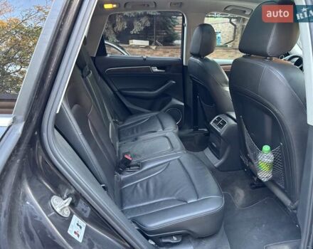 Ауди Ку 5 2013 в Славянске на Automoto.ua Серый Ауди Ку 5, объемом двигателя 2.97 л и пробегом 205 тыс. км за 17500 $, фото 7 на Automoto.ua