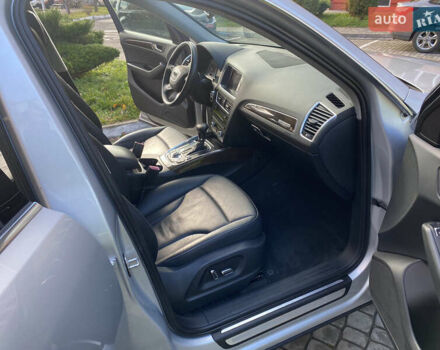 Сірий Ауді Ку 5, об'ємом двигуна 2 л та пробігом 140 тис. км за 11900 $, фото 21 на Automoto.ua