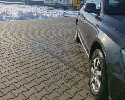 Серый Ауди Ку 5, объемом двигателя 2 л и пробегом 200 тыс. км за 15900 $, фото 3 на Automoto.ua