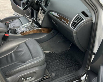 Серый Ауди Ку 5, объемом двигателя 1.98 л и пробегом 263 тыс. км за 12900 $, фото 19 на Automoto.ua