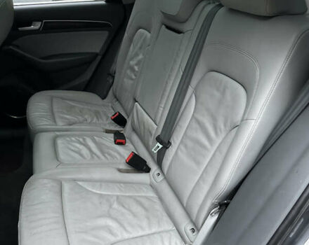 Серый Ауди Ку 5, объемом двигателя 2 л и пробегом 180 тыс. км за 14500 $, фото 10 на Automoto.ua