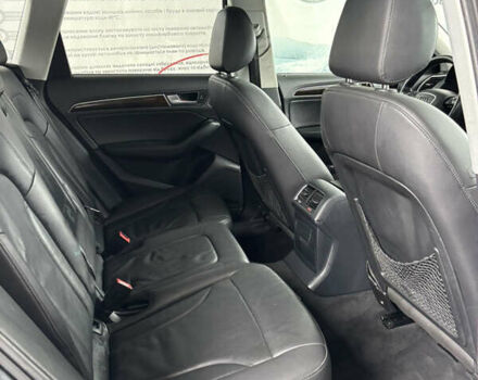 Серый Ауди Ку 5, объемом двигателя 2 л и пробегом 227 тыс. км за 12900 $, фото 24 на Automoto.ua