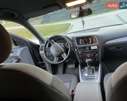 Сірий Ауді Ку 5, об'ємом двигуна 2 л та пробігом 284 тис. км за 15200 $, фото 7 на Automoto.ua