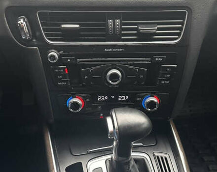 Серый Ауди Ку 5, объемом двигателя 2 л и пробегом 156 тыс. км за 13650 $, фото 25 на Automoto.ua