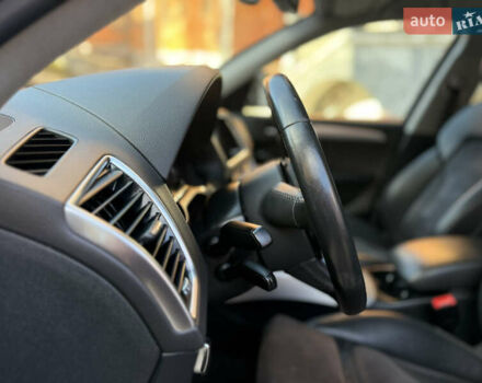 Серый Ауди Ку 5, объемом двигателя 2 л и пробегом 239 тыс. км за 17799 $, фото 76 на Automoto.ua