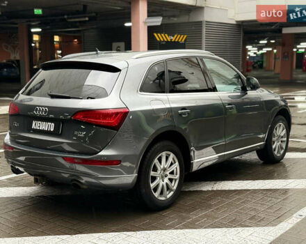 Серый Ауди Ку 5, объемом двигателя 2 л и пробегом 252 тыс. км за 13250 $, фото 4 на Automoto.ua