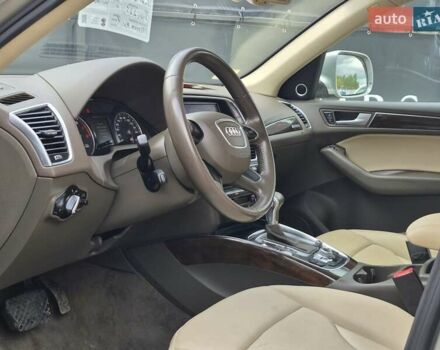 Сірий Ауді Ку 5, об'ємом двигуна 2 л та пробігом 190 тис. км за 14999 $, фото 5 на Automoto.ua