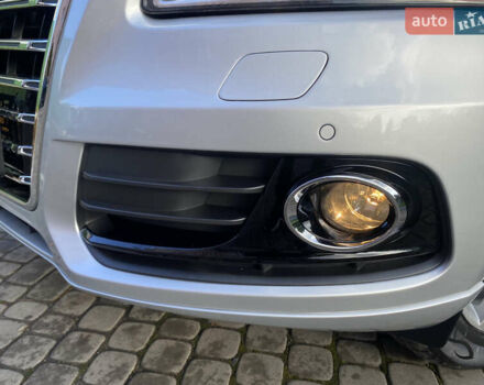 Сірий Ауді Ку 5, об'ємом двигуна 2 л та пробігом 140 тис. км за 11900 $, фото 4 на Automoto.ua