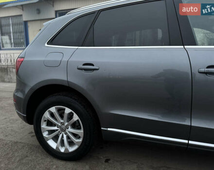 Сірий Ауді Ку 5, об'ємом двигуна 2 л та пробігом 175 тис. км за 15000 $, фото 22 на Automoto.ua