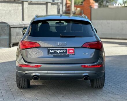 Сірий Ауді Ку 5, об'ємом двигуна 2 л та пробігом 182 тис. км за 16990 $, фото 4 на Automoto.ua