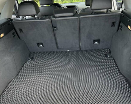 Серый Ауди Ку 5, объемом двигателя 1.98 л и пробегом 263 тыс. км за 12900 $, фото 17 на Automoto.ua