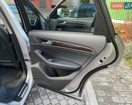 Сірий Ауді Ку 5, об'ємом двигуна 2 л та пробігом 140 тис. км за 11900 $, фото 18 на Automoto.ua