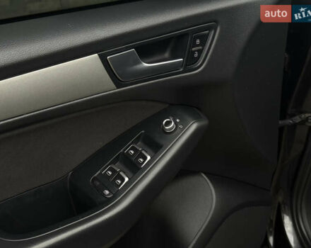 Серый Ауди Ку 5, объемом двигателя 2 л и пробегом 286 тыс. км за 15700 $, фото 31 на Automoto.ua