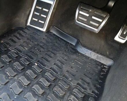 Серый Ауди Ку 5, объемом двигателя 3 л и пробегом 220 тыс. км за 22000 $, фото 15 на Automoto.ua