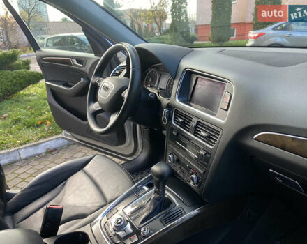 Серый Ауди Ку 5, объемом двигателя 2 л и пробегом 140 тыс. км за 12500 $, фото 25 на Automoto.ua