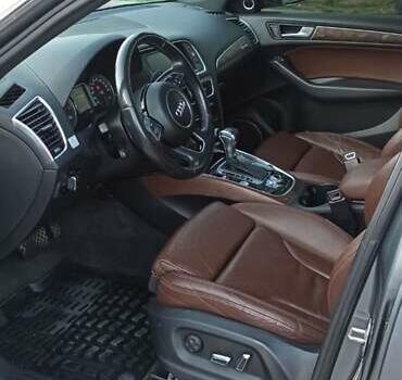 Серый Ауди Ку 5, объемом двигателя 2.97 л и пробегом 195 тыс. км за 19700 $, фото 25 на Automoto.ua